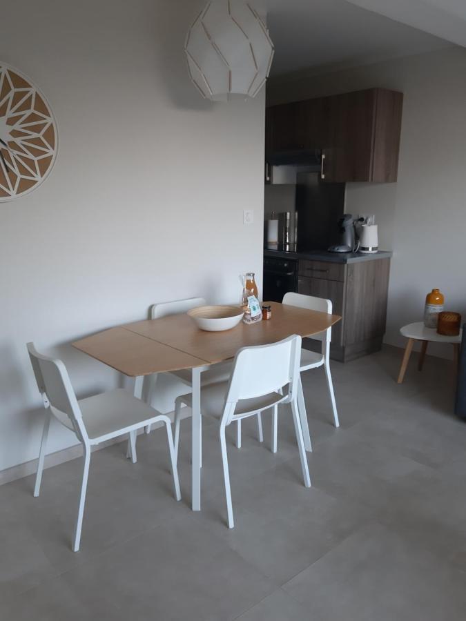 T2 Calme Avec Vue Mer Et Borne De Recharge Sur Demande Bastia  Zewnętrze zdjęcie