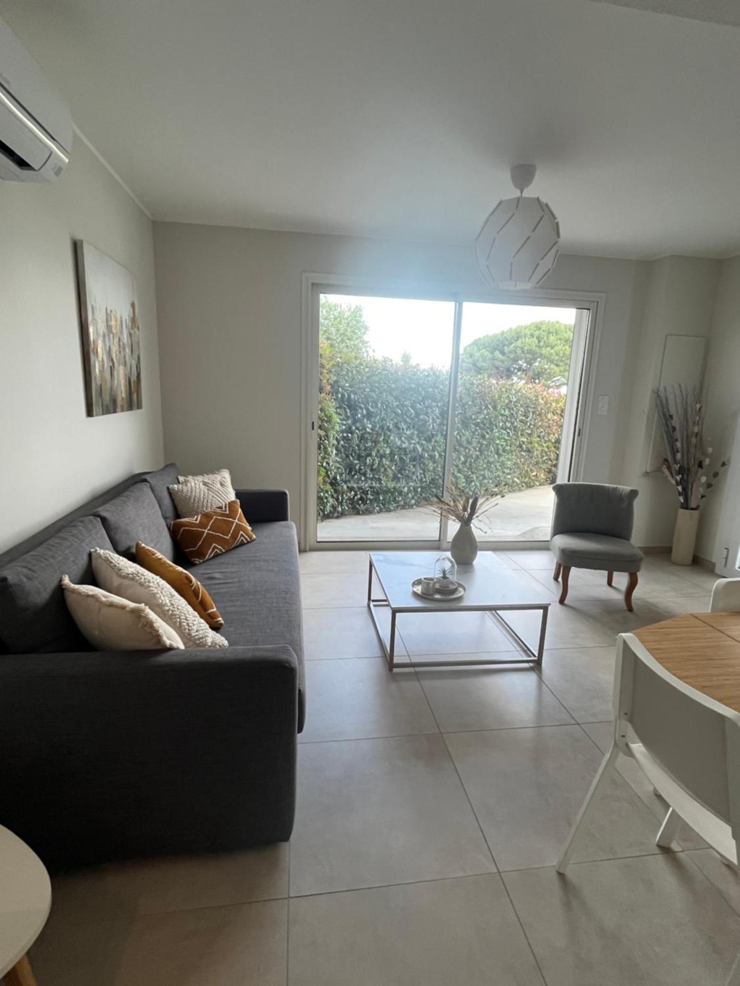 T2 Calme Avec Vue Mer Et Borne De Recharge Sur Demande Bastia  Zewnętrze zdjęcie